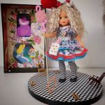 Página de arte y customización de muñecas exclusivas Marca registrada