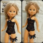 Retxula la creativa mente detrás de una moda atrevida y divertida para muñecas. Con habilidad en la costura, crea prendas únicas que van desde lo juguetón hasta lo erótico, todo en escala perfecta para tus muñecas. ¡Descubre su colección y dale a tus muñecas un estilo único y provocativo!